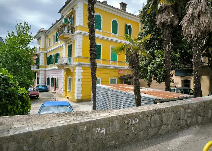 Apartment Matea