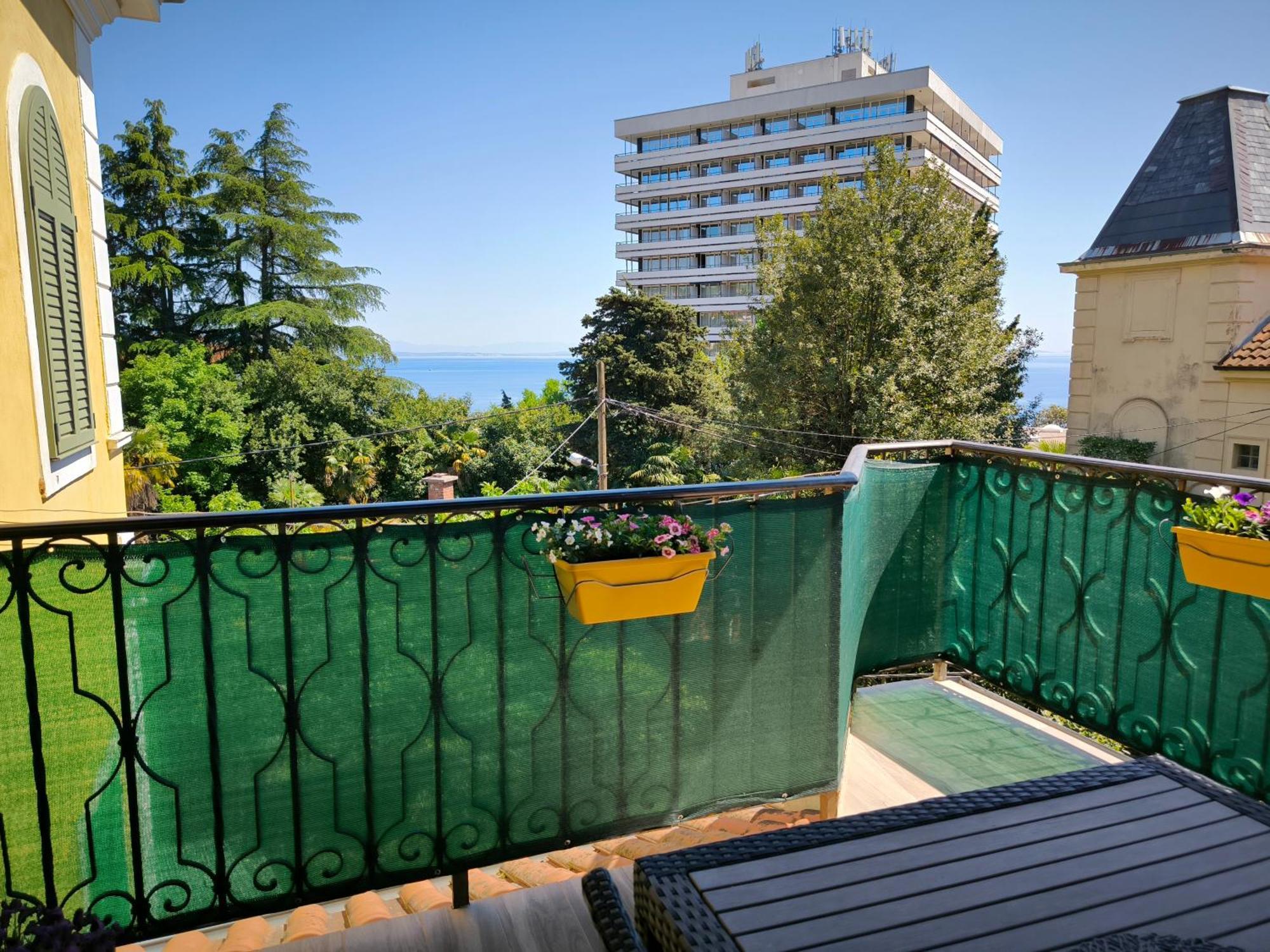 Apartment Matea *