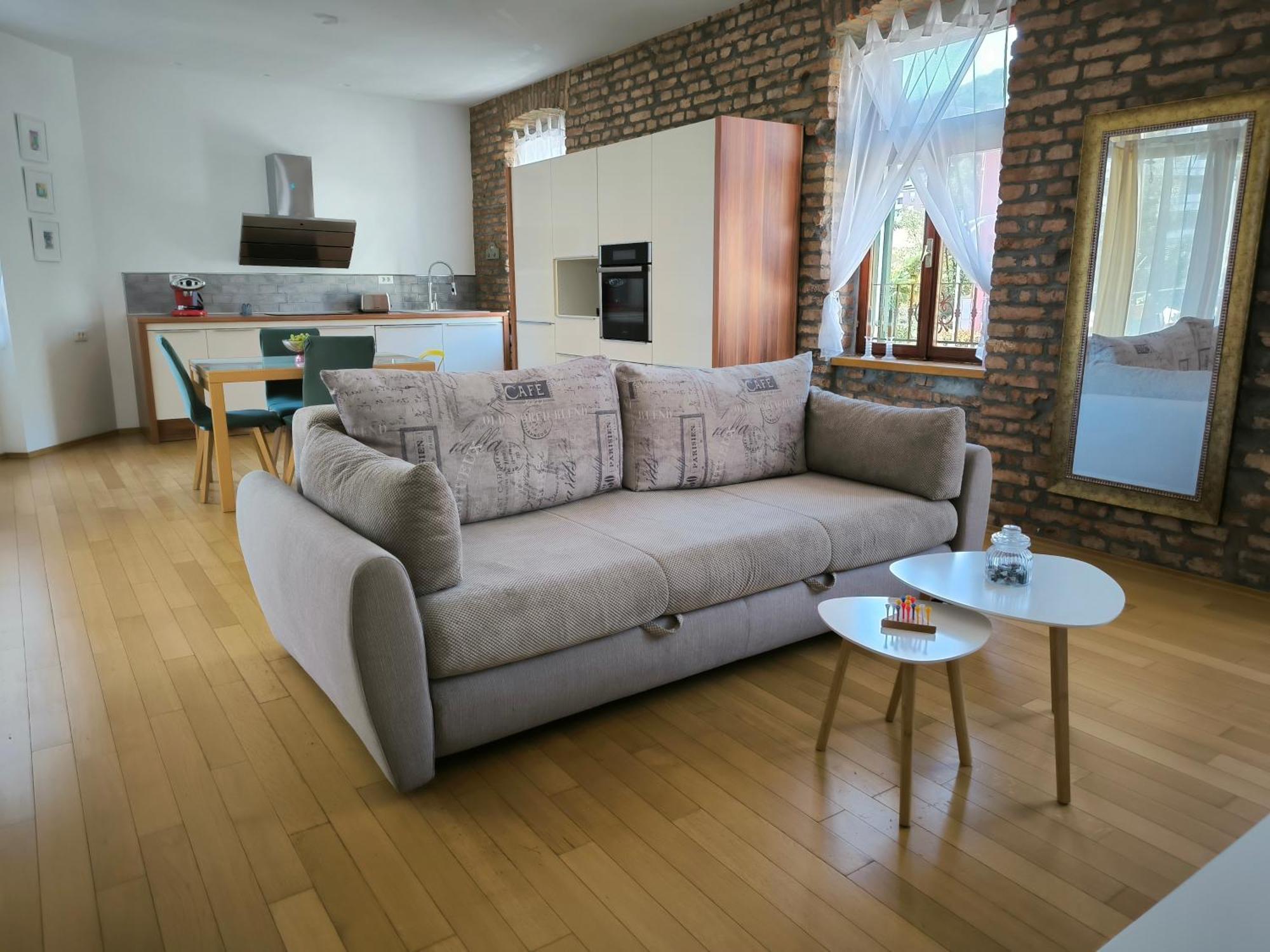 Apartment Matea