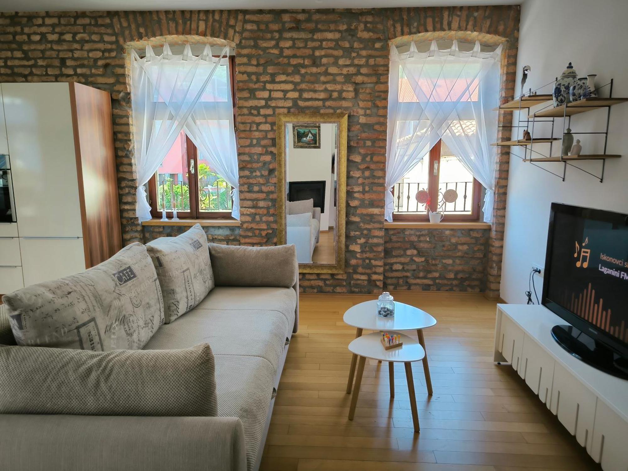 Matea Apartman *