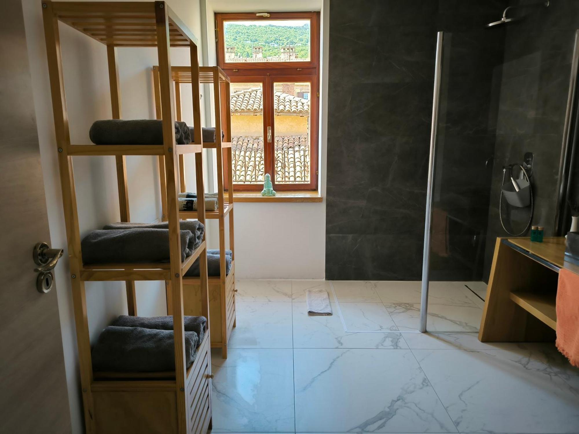 Matea Apartman